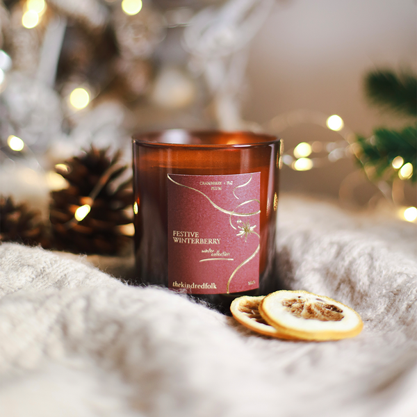 festive winterberry candle